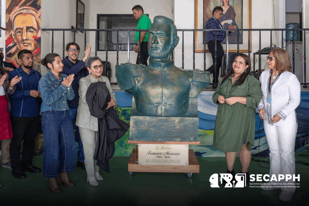 Busto del General Francisco Morazan