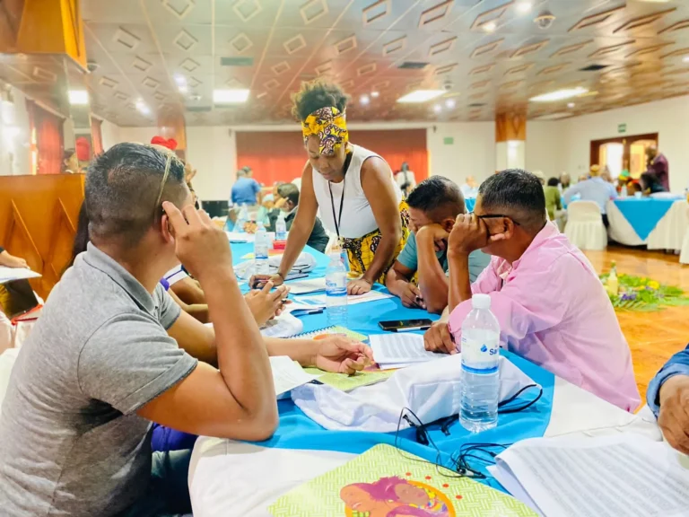 Unidad de educación plurilingüe y multicultural